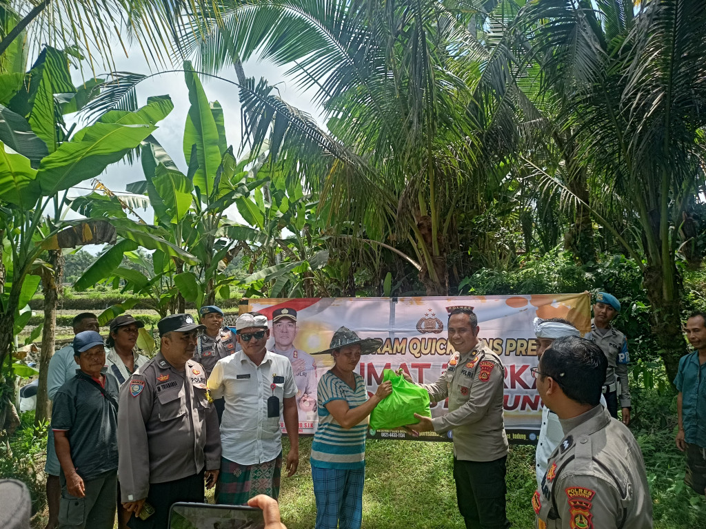 Program Quick Wins Presisi Jumat Berkas Polres Badung di Desa Sembung
